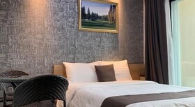 CS Premier Hotel