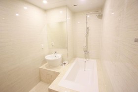 Hotel Avalon