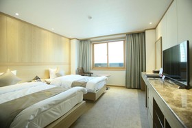 Hotel Avalon