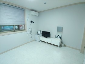 Songnisan Amor Guest House