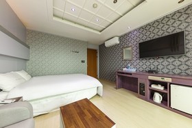 Bongaya Hotel