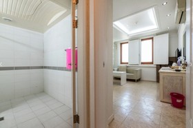 Bongaya Hotel