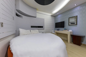 Bongaya Hotel