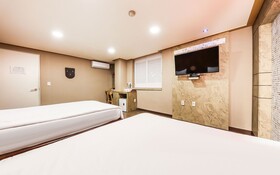 Boryeong Coconut Motel