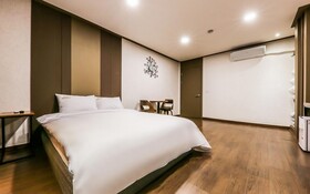 Boryeong Coconut Motel
