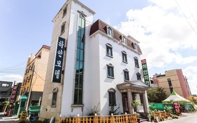 Boryeong Hayan Motel