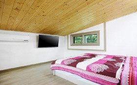 Boryeong Hidden Village Pool Villa