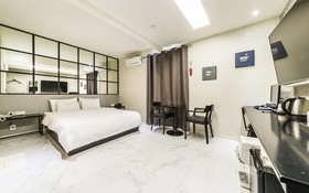 Bucheon Hotel O2