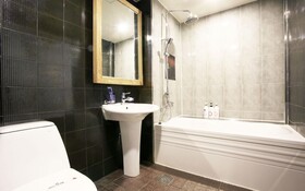 Bucheon Nine Hotel 9