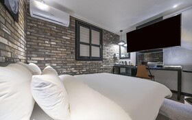 Bucheon Renee