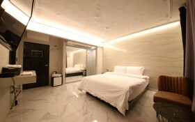 Incheon Seoknamdong Del Luna Hotel
