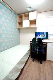 Ivy Oneroomtel