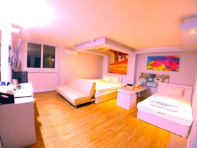 9st Traveltel