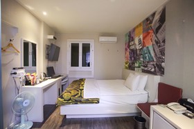 9st Traveltel