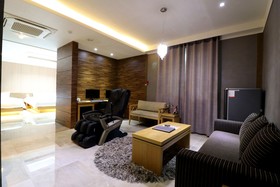 Airport Hotel