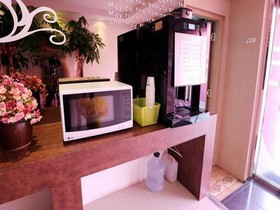 Apple Motel