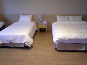 Benikea Songjung Hotel
