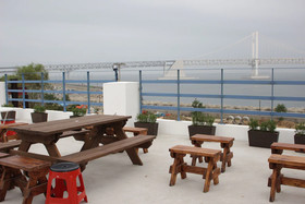 Bexco Hostel B&B