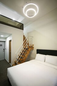 Blue Story Hotel