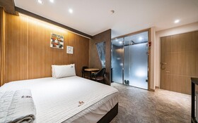Bomnal Motel