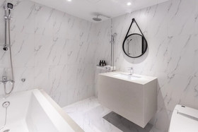 Brown Dot Hotel Centum