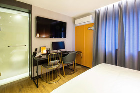 Brown Dot Hotel Centum