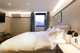 Brown Dot Hotel Centum