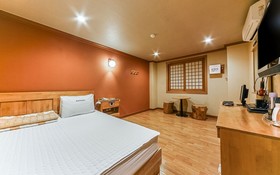 Busan Choeup Koreana