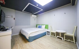 Busan Daeyeondong Z