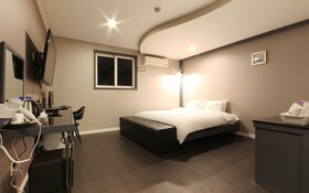 Busan Goejeong Rosso