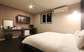 Busan Goejeong Rosso