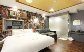 Busan Goejeong Rosso