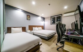 Busan Goejeong Rosso