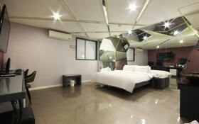 Busan Goejeong Rosso