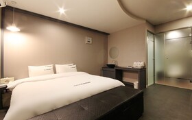 Busan Goejeong Rosso