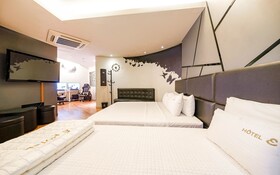 Busan Hadan E Palace Hotel