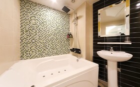 Busan Hadan E Palace Hotel