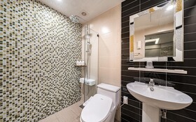 Busan Hadan E Palace Hotel