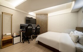 Busan Hadan E Palace Hotel