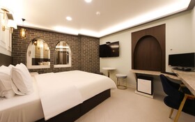 Busan Hadan E Palace Hotel