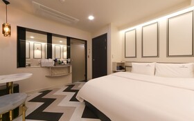 Busan Hadan E Palace Hotel