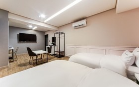 Busan Haeundae Flos Hotel