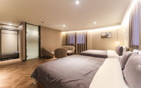 Busan Jeonggwan Hotel Seven Bricks