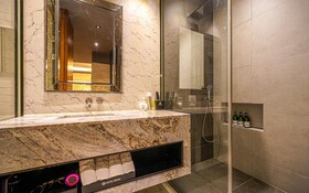 Busan Jeonggwan Raum Hotel