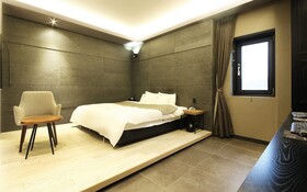 Busan Jeonggwan Raum Hotel