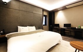 Busan Jeonggwan Raum Hotel