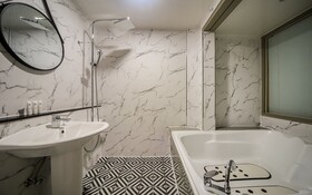 Busan Mandeok The Gentle