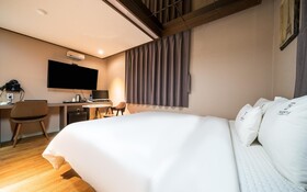 Busan Mandeok The Gentle