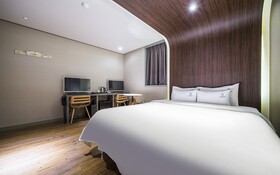 Busan Mandeok The Gentle