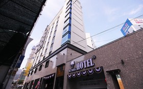Busan Oncheonjang Mr Brick